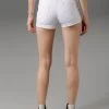 Aniston CASUAL Short In Pastelgetint Kleurenpalet