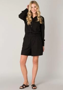 Base Level Short -Dames Winkel base level short 2