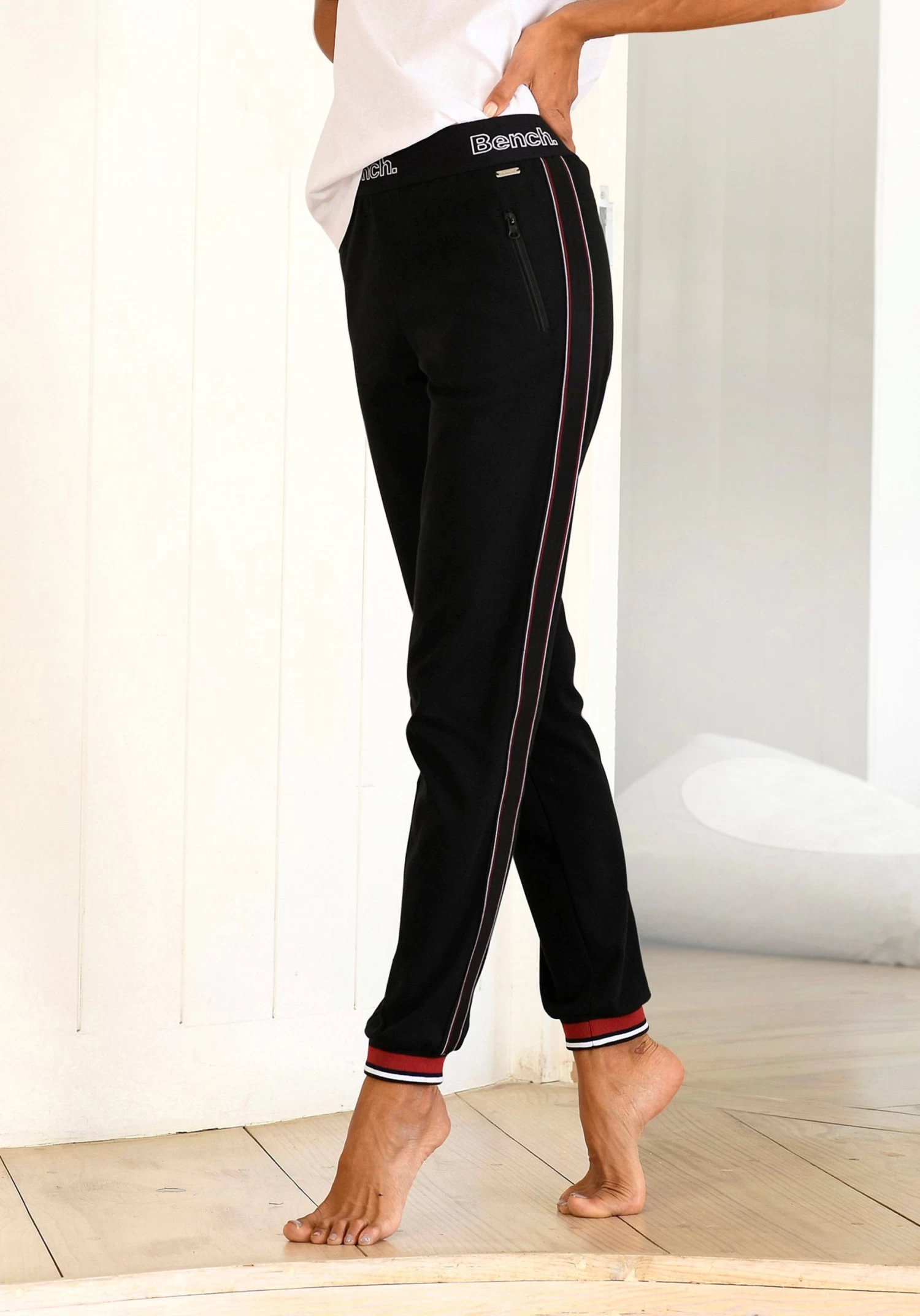 Bruno Banani Badpak Gedessineerd Met Asymmetrische Snit 14 Bruno Banani Badpak Gedessineerd Met Asymmetrische Snit - Image 14