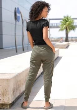 Bench. Shirt Met Korte Mouwen Van Zacht Ribmateriaal -Dames Winkel bench shirt met korte mouwen van zacht ribmateriaal zwart 6