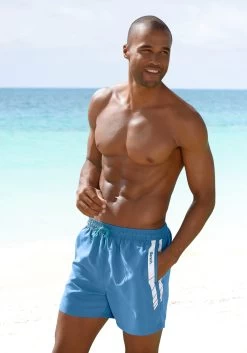 Bench. Zwemshort In Kort En Lang Model -Dames Winkel bench zwemshort met logoprint blauw