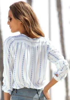 Buffalo Blouse Met Lange Mouwen Met Stijlvol Etnodessin 23 Buffalo Blouse Met Lange Mouwen Met Stijlvol Etnodessin -Dames Winkel buffalo blouse met lange mouwen met stijlvol etnodessin wit 4