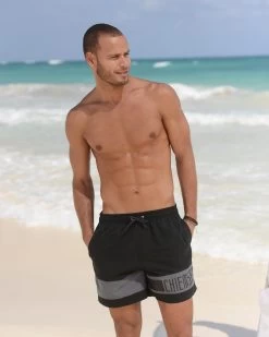 Buffalo Zwemshort Met Fotoprint En Strepen -Dames Winkel chiemsee zwemshort met contrastinzet en merkopschrift zwart 6