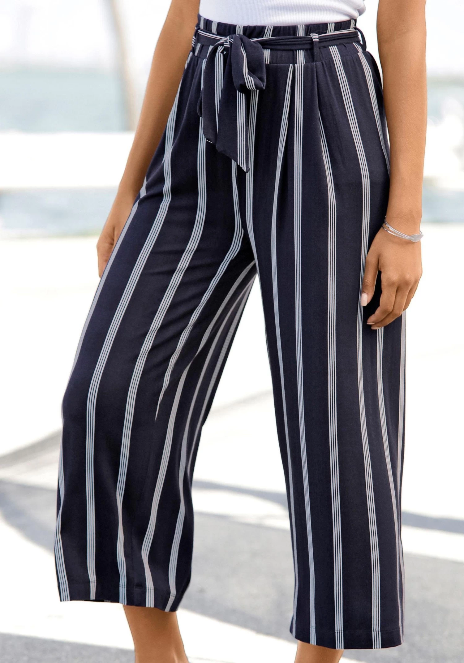 Vivance Gebreide Trui Met Opgestikte Plastic Kralen 7 Vivance Gebreide Trui Met Opgestikte Plastic Kralen - Afbeelding 7