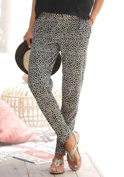 Beachtime Zomerjurk Met Bloemenprint -Dames Winkel soliver red label beachwear strandbroek met bloemenprint zwart