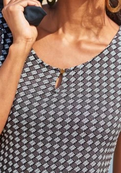 Vivance Shirt Met 3/4-mouwen Met Gouden Knoopdetail Bij De Hals (Set Van 2) 26 Vivance Shirt Met 3/4-mouwen Met Gouden Knoopdetail Bij De Hals (Set Van 2) -Dames Winkel vivance shirt met 3 4 mouwen met gouden knoopdetail bij de hals set van 2 zwart 9