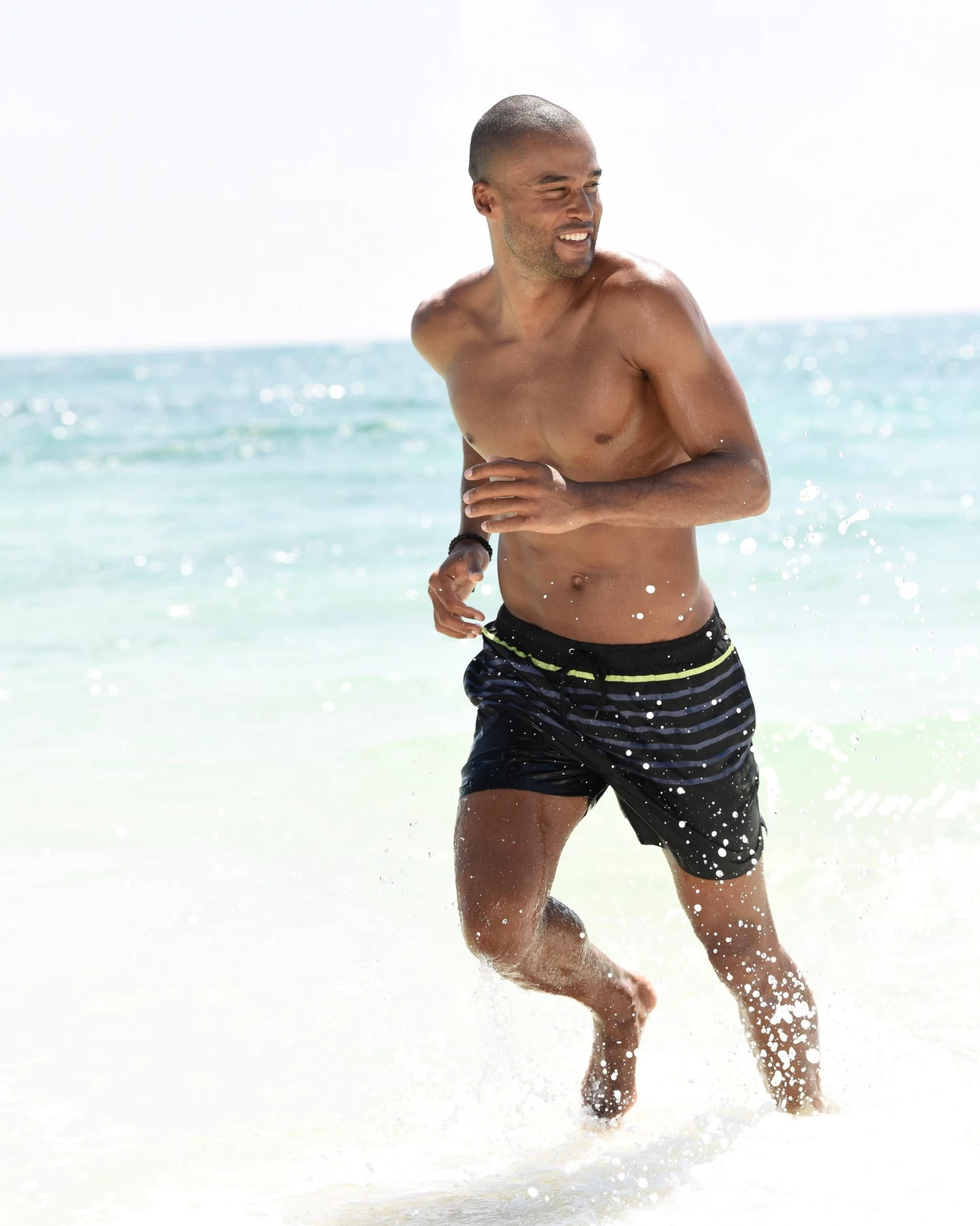 O'Neill Boardshort VERT SWIM SHORTS ESSENTIALS 9 O'Neill Boardshort VERT SWIM SHORTS ESSENTIALS - Image 9